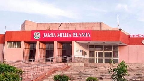 BBC Documentary : पंतप्रधान मोदींवरील वादग्रस्त लघुपट दाखविण्याचा प्रयत्न करणारे जामियामधले चौघे पोलिसांच्या ताब्यात