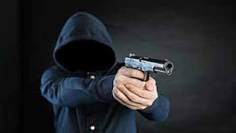 नाशिक : सरकारी ठेकेदारावर बंदुकधार्याचा हल्ला