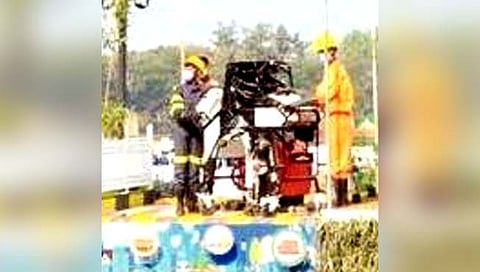 ठाणे : चित्ररथावर झळकला उल्हासनगरमधील ‘रोबोट’