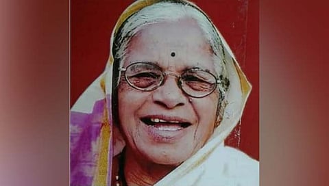 मुंबई : पहिल्या दलित महिला आत्मचरित्रकार शांताबाई कांबळे यांचे निधन
