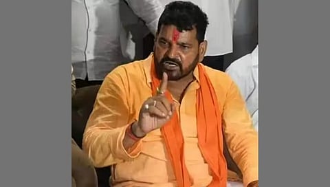 बृजभूषण शरण सिंह यांचा राजीनामा देण्यास नकार