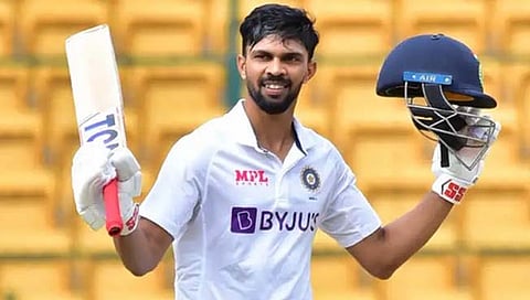 Ranji Trophy : ऋतुराजच्या शतकाने महाराष्ट्र सावरला