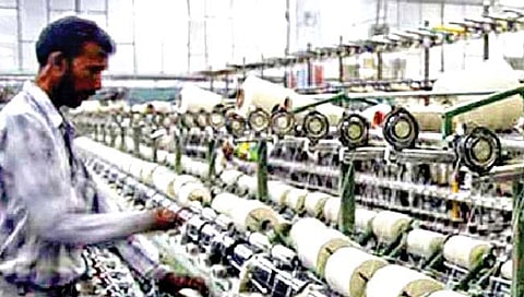 कोल्हापूर : दिवाळखोरीने यंत्रमागधारक अडचणीत