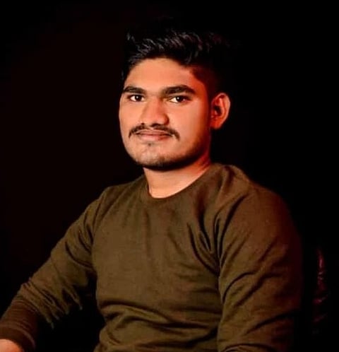 इंदापुरात वीस वर्षीय विद्यार्थ्यांचा खून, तीन जणांवर गुन्हा दाखल