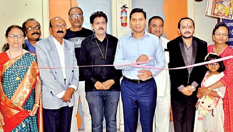 कोल्हापूर : डेंटल केअर अँड इम्प्लांट सेंटरचे उद्घाटन