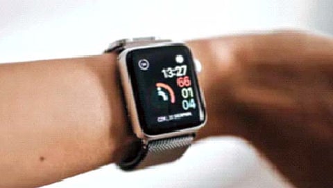 स्मार्ट वॉचने दिले महिलेला जीवदान