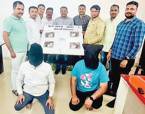 चाकण : दोन सराइतांकडून 4 पिस्तुले व 4 काडतुसे जप्त