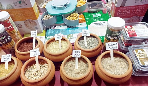 विदेशी पाहुण्यांना खास पुणेरी भरडधान्याची भुरळ