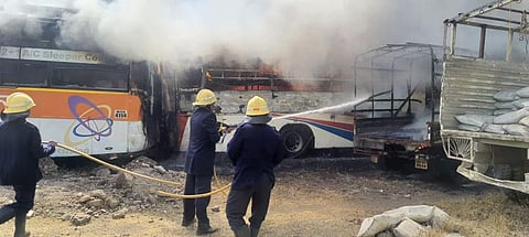 फुलेनगर आरटीओत मकर संक्रांतीच्या दिवशी अग्नितांडव; जप्त केलेली दहा वाहने जळून खाक