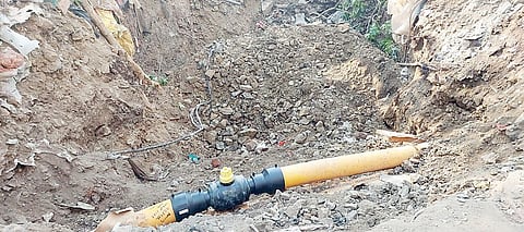 कात्रजला गॅसवाहिनी फुटली; राजमाता भुयारी मार्गाजवळील घटना