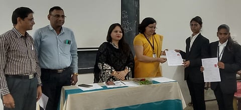 राष्ट्रीय मतदार दिन : देशाच्या उज्जल भविष्यासाठी जागरूक राहावे – उपजिल्हाधिकारी वासंती माळी