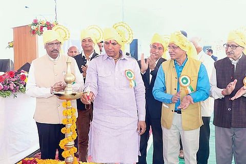 पुणे : खाद्यान्नाची गरज पूर्ण करण्याचे आव्हान केंद्रीय : कृषिमंत्री नरेंद्र सिंह तोमर यांचे गौरवोद्गार