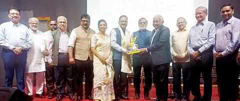 मनात शंका घेऊन काहीही करू नका; पोलिस महासंचालक विवेक फणसाळकर यांचा सल्ला