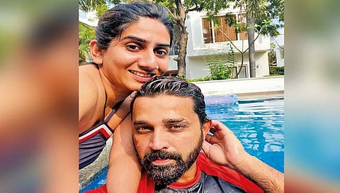 दिनेश कार्तिकच्या पत्नीसोबतच्या अफेअरमुळे चर्चेत आला मुरली विजय