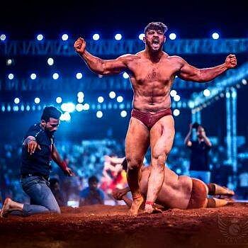 महाराष्ट्र केसरी बनला शिवराज राक्षे, पण चर्चा फक्त सिकंदरचीच; सोशल मीडियावर पंचांनी अन्याय केल्याची भावना