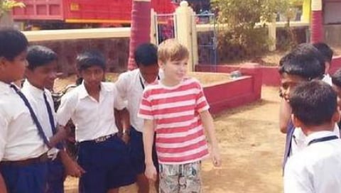 ‘रशियन बच्चा’ रमला सिंधुदुर्गातील शाळेत; मराठी शिकण्याचे वेड