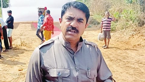 गोवा : … तर फुकटात भाजपप्रवेश : विजय सरदेसाई यांचे मुख्यमंत्र्यांना आवाहन