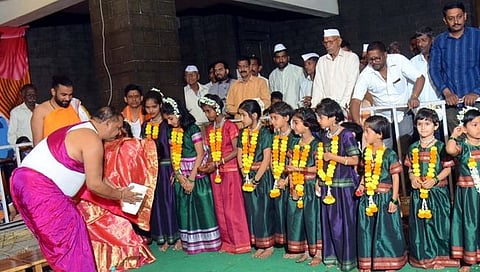 मुरगुड : श्री अंबाबाई मंदिराच्या प्रासादिक वास्तूशांती सोहळ्यास हजारो भाविकांची उपस्थिती