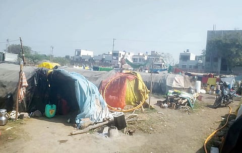 ऊसतोडणी कामगार परतीच्या प्रवासाला