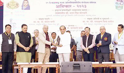 पुणे : कृषी क्षेत्रात व्हावा ‘आविष्कार’ : महसूलमंत्री राधाकृष्ण विखे पाटील