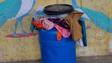 बंगळुरु रेल्वे स्टेशनवर बॅरेलमध्ये आढळला महिलेचे सडलेला मृतदेह | Woman Body Found At Bengaluru Rail Station