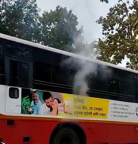 अमरावती : धारणीकडे जाणारी धावती बस पेटली; चालकाच्या प्रसंगावधानाने दुर्घटना टळली