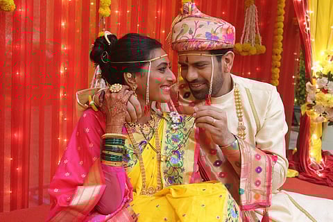 रंग माझा वेगळा : दीपा-कार्तिकच्या लग्नात पैठणीची थीम