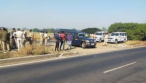 महाराष्ट्र-कर्नाटक सीमेवर कडक पोलिस बंदोबस्त