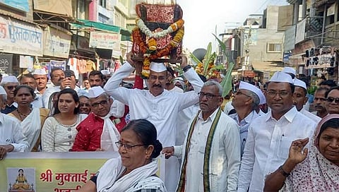 Ahirani Sahitya Sammelan : अहिराणी साहित्य संमेलनाच्या दिंडीमध्ये खानदेशी संस्कृतीचे दर्शन