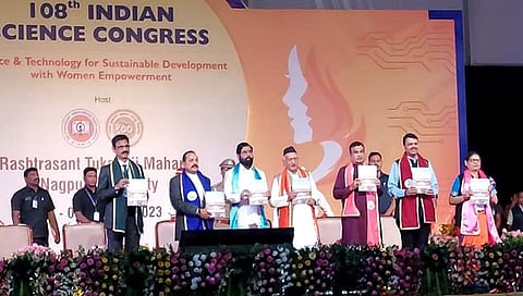 PM Modi : भारतीय शास्त्रज्ञांचे संशोधन जगाला मार्गदर्शक: पंतप्रधान मोदी