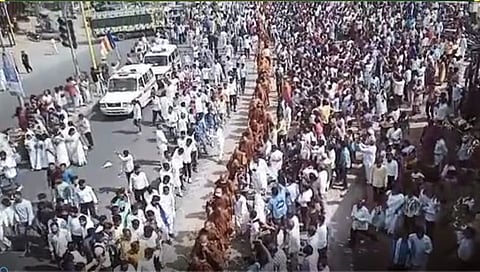 औरंगाबाद : धम्म पद यात्रेचे शहरात आगमन; बुद्ध अस्थिकलशच्या दर्शनासाठी मोठी गर्दी