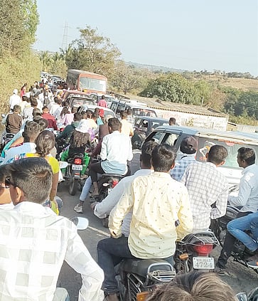 नगर : कोरठणच्या वाहतूक नियंत्रणात अपयश