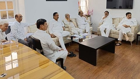 राज्यात घडलेल्या घटनांवर पक्षाची रणनीती ठरली; राष्ट्रवादीच्या बैठकीत निर्णय