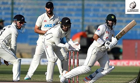 PAK vs NZ Test : किवींच्या शेपटाचा पाकिस्तानला तडाखा, हेन्री-पटेलची 10 व्या विकेटसाठी विक्रमी शतकी भागिदारी