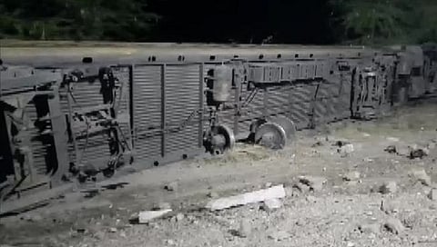 Breaking News : Suryanagari Express train derailed : ‘सूर्यनगरी एक्सप्रेस’ वांद्रे टर्मिनस-जोधपूर येथे रुळावरून घसरली, 11 डबे प्रभावित…