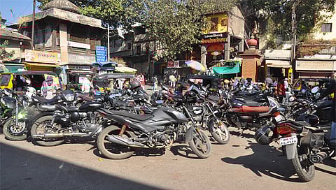 नाशिक : पार्किंग स्लॉटबाबत ठेकेदाराचा नन्नाचा पाढा… महापालिकेची होणार कोंडी