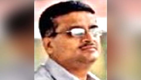 रोज ८ मिनिटे काम, अन वेतन ४० लाख रुपये; आयएएस अधिकाऱ्याच्या पत्राने खळबळ