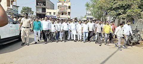 नगर : पोलिसांविरोधात नागरिकांचा मूकमोर्चा