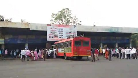 ST Bus stand : एसटीची २२७ बसस्थानके कात टाकणार; स्थानकांची पुनर्बांधणी, प्रवासी सुविधांत होणार वाढ