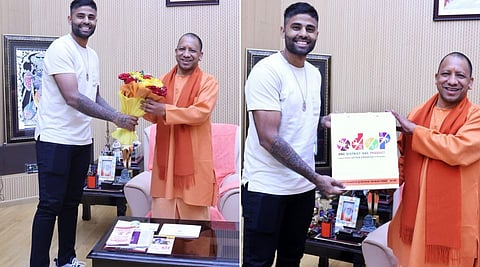 टीम इंडियाचा स्टार फलंदाज सूर्यकुमार यादव याने आज उत्तर प्रदेशचे मुख्यमंत्री योगी आदित्यनाथ यांची सदिच्छा भेट घेतली.