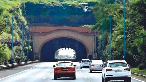 बोगद्यांमुळे महामार्गांवरील अपघात नियंत्रणात; वेळ, इंधनाची बचत