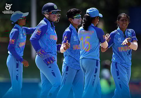 Under 19 World Cup : भारतीय महिला संघाची ’वर्ल्डकप’ फायनलमध्ये धडक! सेमीफायनलमध्ये किवींना चिरडले
