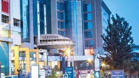 युगांडात मॉलमधील चेंगराचेंगरीत ९ ठार, अनेक जखमी (Uganda Shopping Mall Stampede)