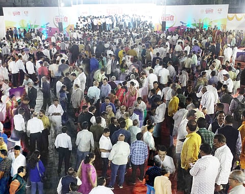 पुणे : ‘पुढारी’ला शुभेच्छा देण्यासाठी लोटला जनसागर