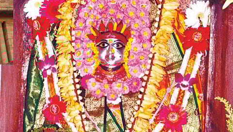 भाविकांचे श्रद्धास्थान मांढरदेवची काळूबाई