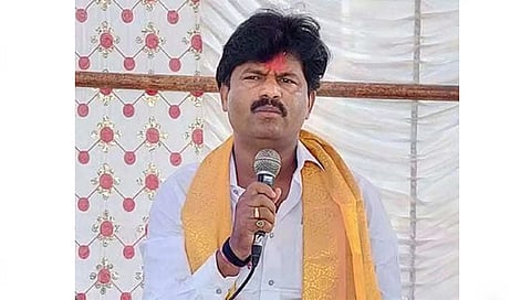 धुळे : शरद पवार, संजय राऊत या चलनात न चालणाऱ्या फाटक्या आणि जीर्ण नोटा – आमदार गोपीचंद पडळकर