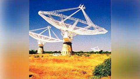 मुंबई : हायस्पीड रेल्वे सर्वांत मोठ्या दुर्बिणीच्या मुळावर; जीएमआरटी शास्त्रज्ञांनी व्यक्त केली चिंता