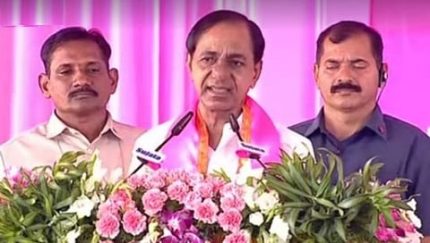 नांदेड येथे आयोजित सभेत बोलताना तेलंगणाचे मुख्यमंत्री के. चंद्रशेखर राव