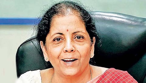 अदानी प्रकरणावर सेबीची बारकाईने नजर : अर्थमंत्री सीतारामन