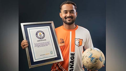 Pranav Bhopale: वडणगेतील प्रणवचा फुटबॉल फ्रीस्टाईलमध्ये तिसरा विश्वविक्रम